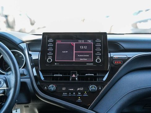 Used 2022 Toyota Camry LE image 13