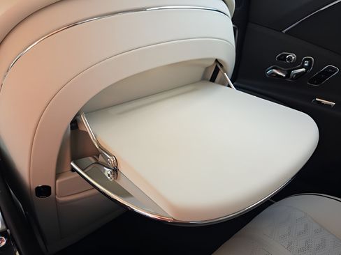 New 2025 Bentley Flying Spur Plug-In Hybrid AWD/4WD image 36