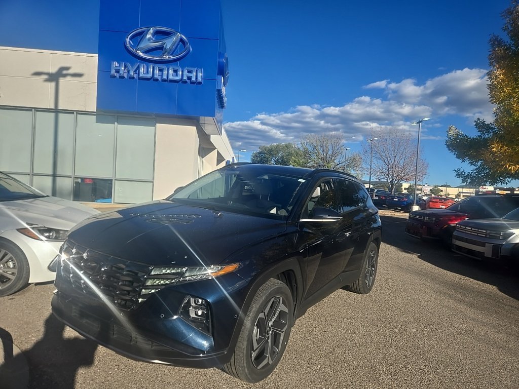 Used 2024 Hyundai Tucson Limited AWD/4WD image 1