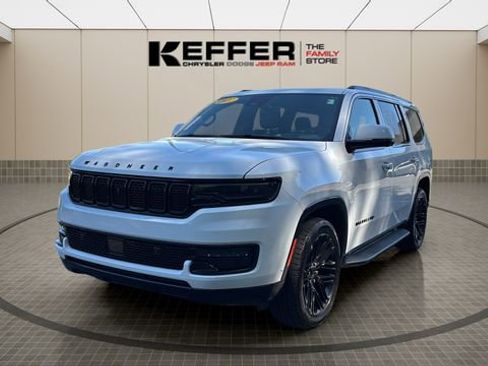 Certified 2022 Jeep Wagoneer Series III image 2