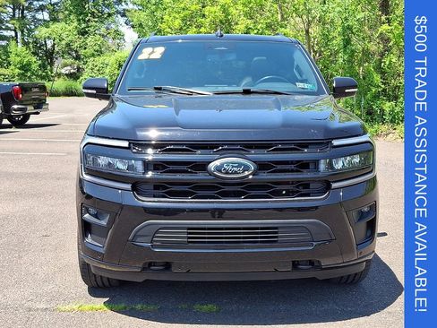Used 2022 Ford Expedition Max Limited AWD/4WD image 2