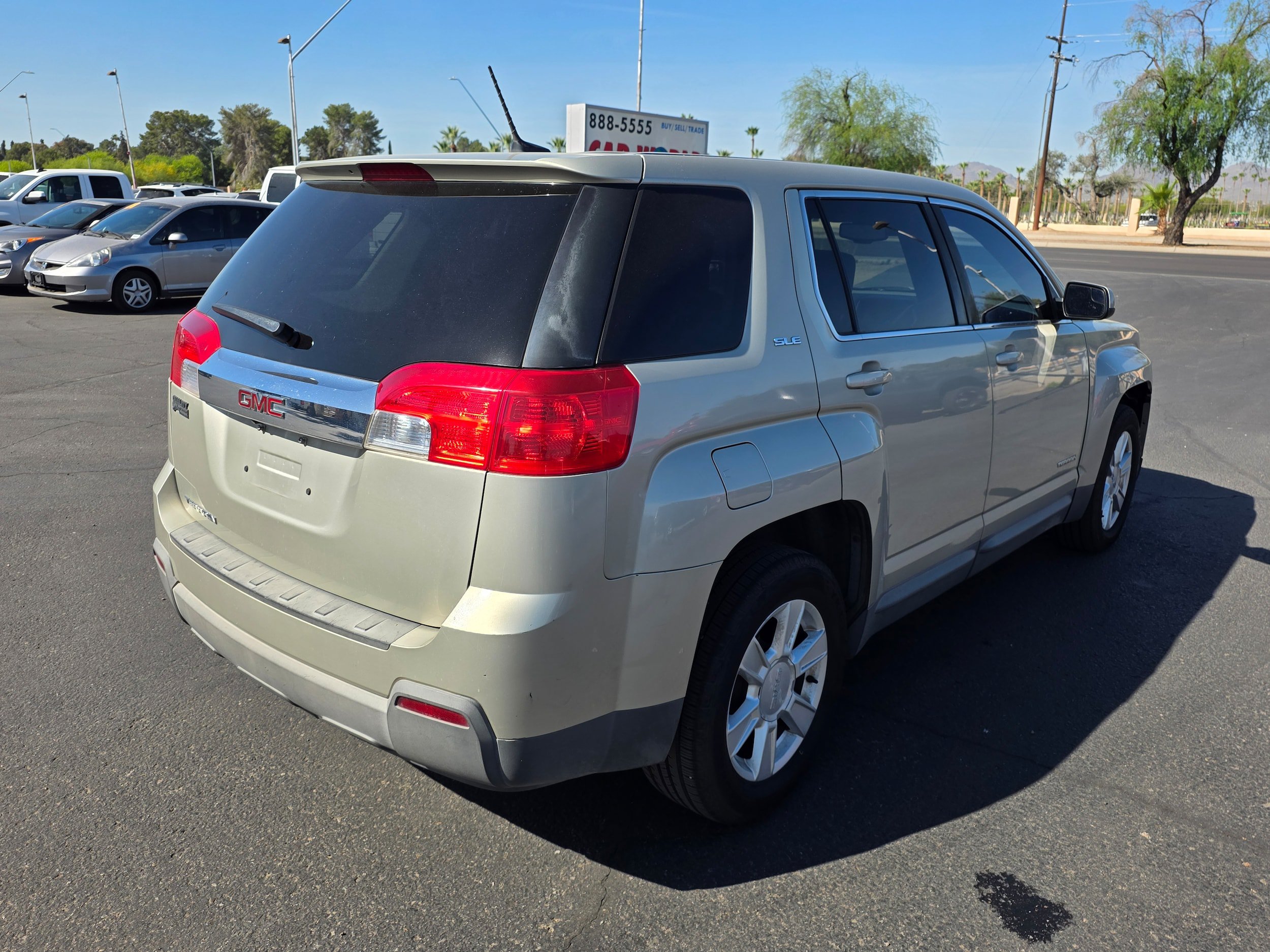 Used 2013 GMC Terrain SLE FWD image 5