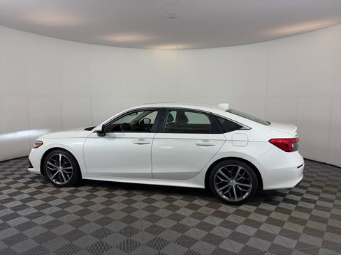 Used 2024 Honda Civic Touring image 8