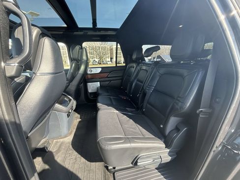 Used 2023 Lincoln Navigator L Reserve AWD/4WD image 25