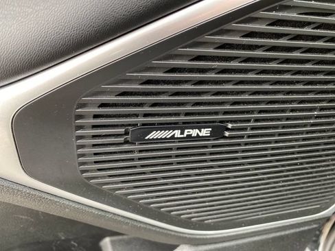 Used 2023 Jeep Wagoneer Series III w/ Preferred Equipment Group AWD/4WD image 18