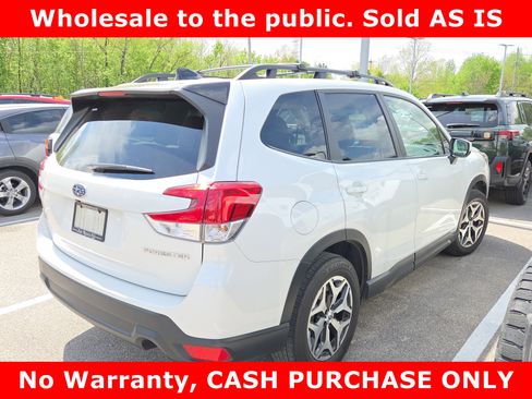 Used 2024 Subaru Forester Premium image 7