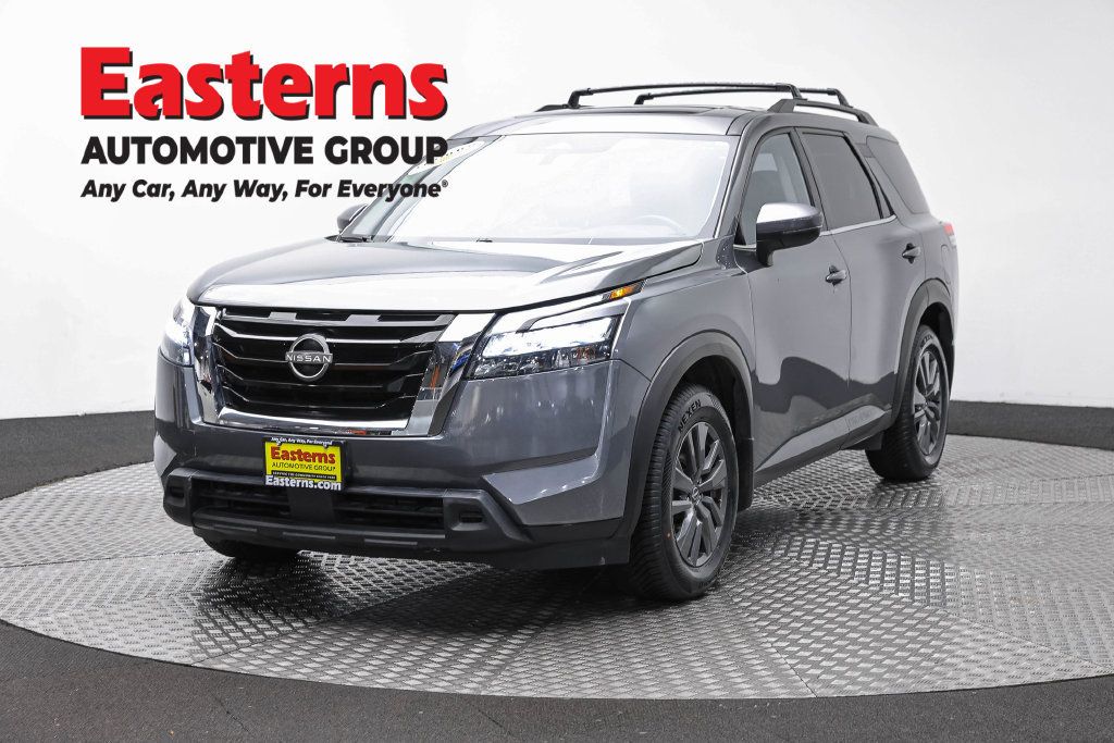 Used 2023 Nissan Pathfinder SV w/ SV Premium Package AWD/4WD image 1