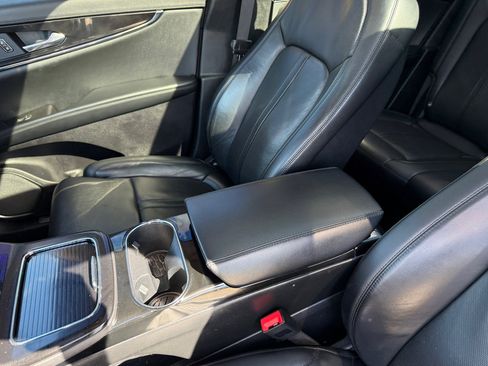 Used 2021 Lincoln Nautilus Reserve w/ Equipment Group 201A image 21