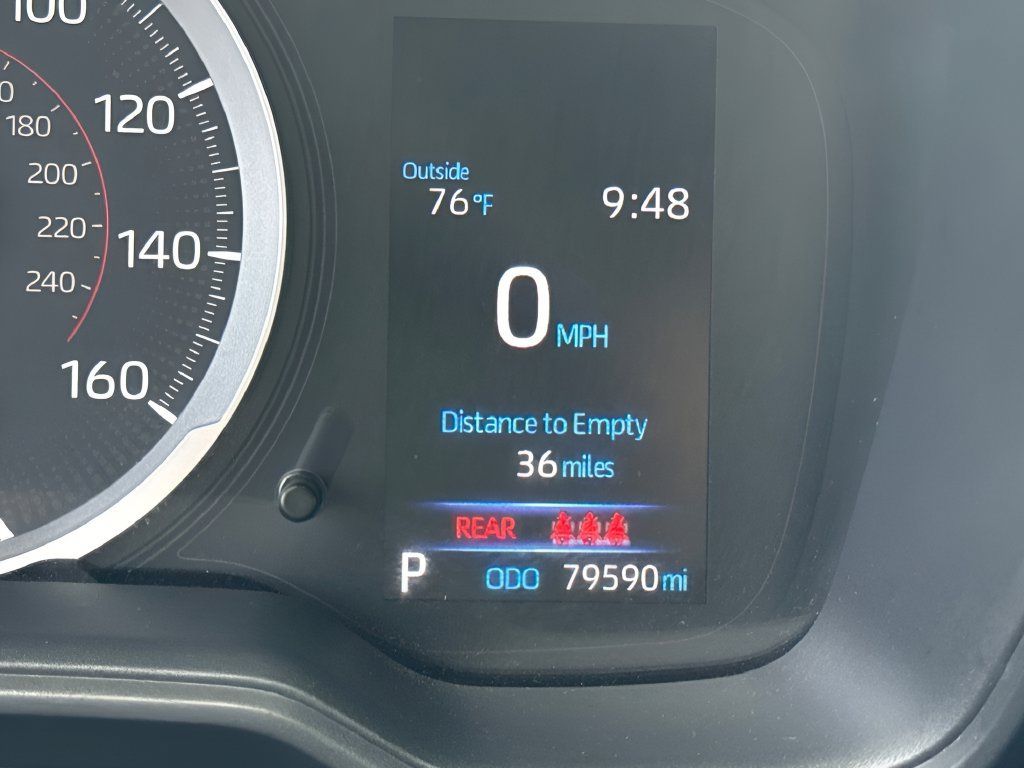 Used 2020 Toyota Corolla SE FWD image 18