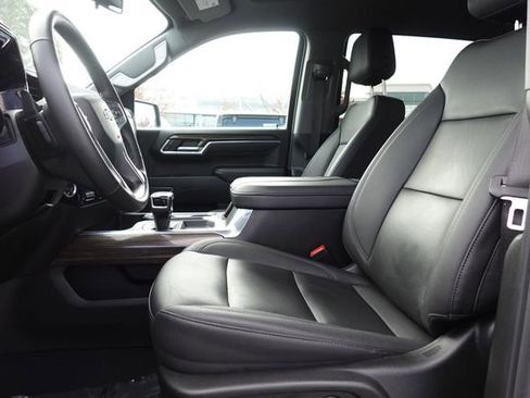 Used 2024 Chevrolet Silverado 1500 RST image 16