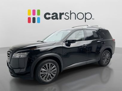 Used 2024 Nissan Pathfinder SL w/ SL Premium Package