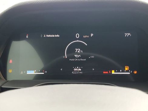 Used 2023 Jeep Grand Cherokee Laredo image 27