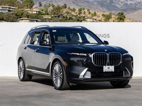 Certified 2024 BMW X7 xDrive40i w/ Executive Package AWD/4WD image 2