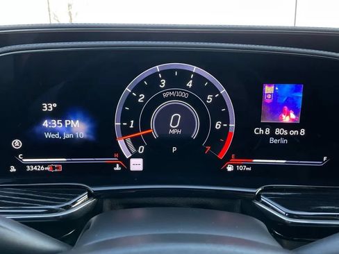Used 2023 Cadillac Escalade V AWD/4WD image 9
