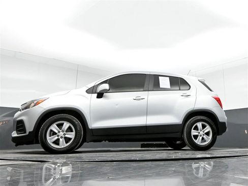Used 2020 Chevrolet Trax LS w/ Tint and Cruise Package image 36