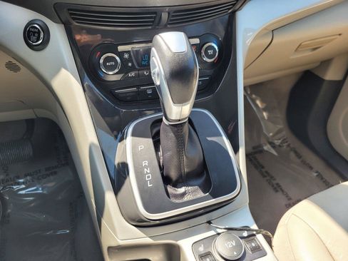 Used 2015 Ford C-MAX SEL w/ Equipment Group 302A FWD image 25