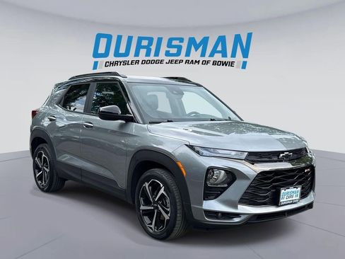 Used 2023 Chevrolet TrailBlazer RS FWD image 1