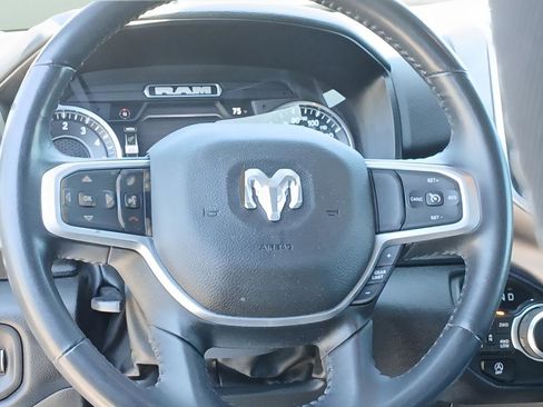 Used 2022 RAM 1500 Big Horn AWD/4WD image 24