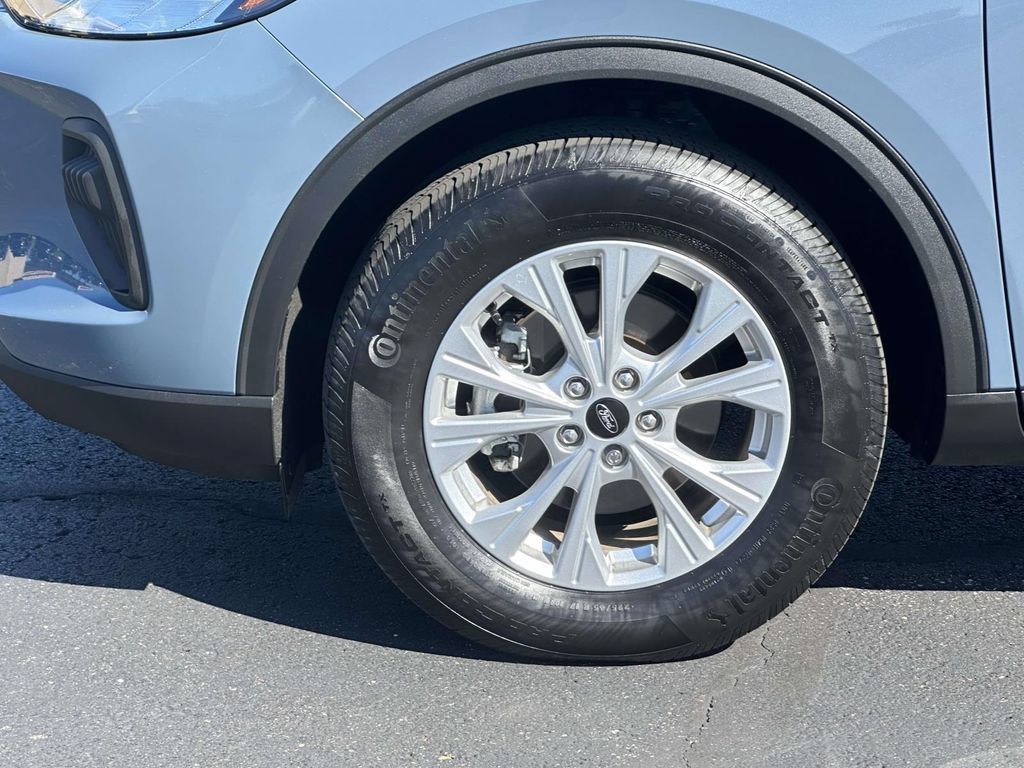 Certified 2024 Ford Escape Active w/ Tech Pack #1 AWD/4WD image 8
