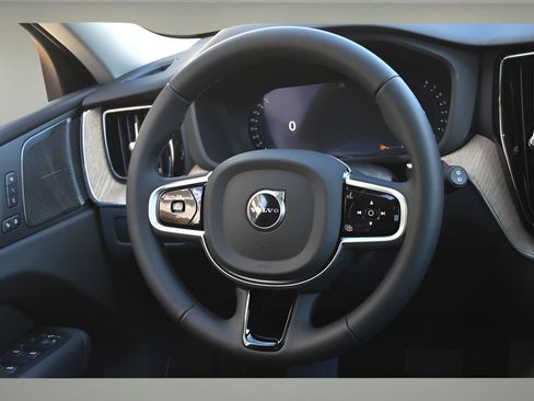 Certified 2026 Volvo XC60 B5 Plus w/ Protection Package Premier AWD/4WD image 17