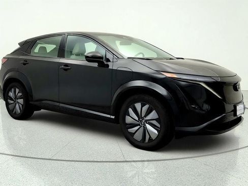 Used 2024 Nissan Ariya AWD image 3