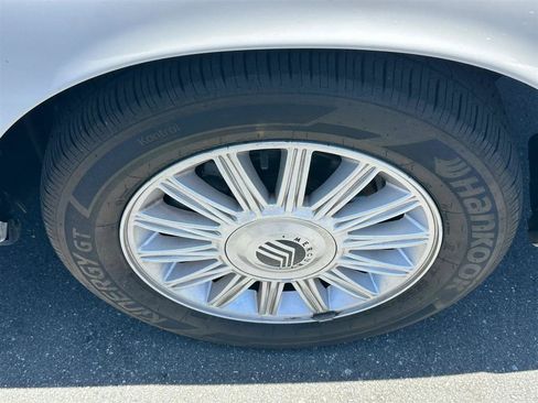 Used 2011 Mercury Grand Marquis LS RWD image 20