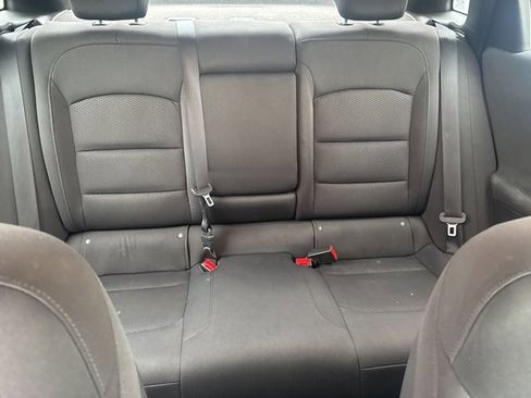 Used 2018 Chevrolet Malibu LT image 27