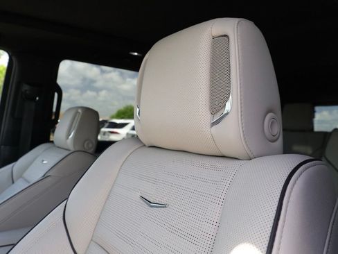 Used 2026 Cadillac Escalade Sport RWD image 27