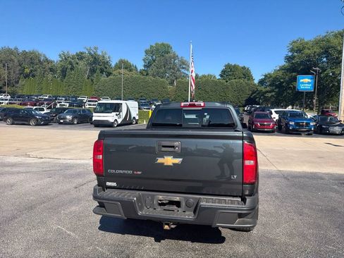 Used 2018 Chevrolet Colorado LT w/ LT Convenience Package AWD/4WD image 4