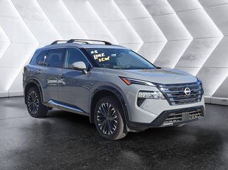 Used 2025 Nissan Rogue Platinum w/ Platinum Premium Package video 1