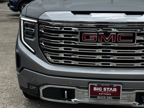 Used 2024 GMC Sierra 1500 Denali w/ Denali Reserve Package RWD image 6