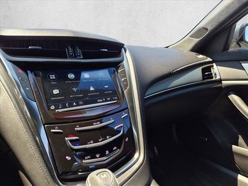 Used 2018 Cadillac CTS V w/ Luxury Package RWD image 12