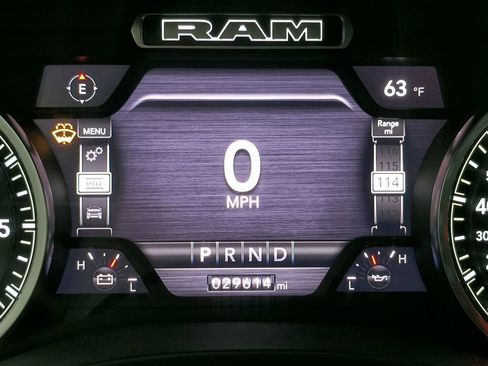 Used 2023 RAM 1500 Laramie AWD/4WD image 16