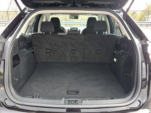 Certified 2024 Ford Edge SE image 28