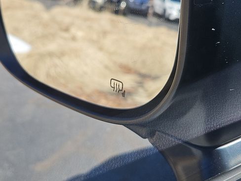 Certified 2025 Subaru Crosstrek 2.0i Premium image 14