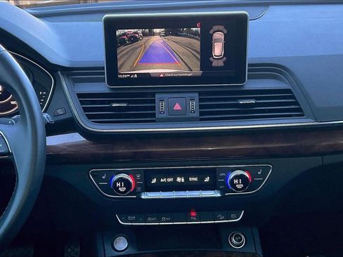 Used 2018 Audi Q5 2.0T Premium Plus w/ Premium Plus Package image 6