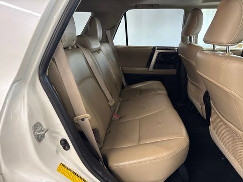 Used 2012 Toyota 4Runner Limited AWD/4WD image 31