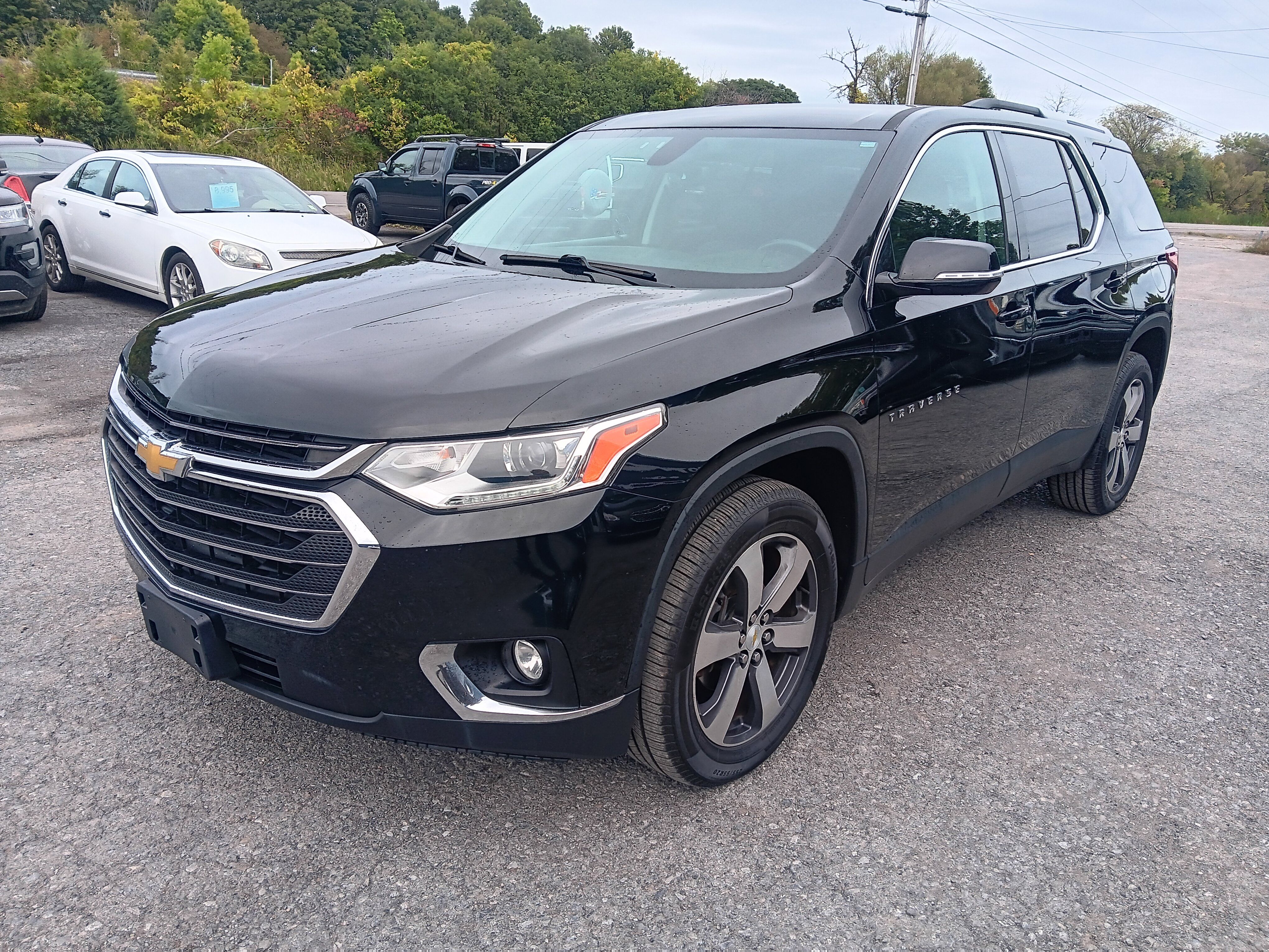 Used 2018 Chevrolet Traverse LT AWD/4WD image 1