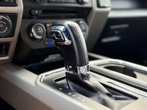 Used 2018 Ford F150 Lariat AWD/4WD image 23