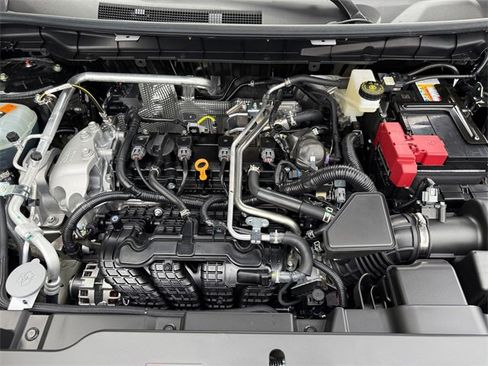 New 2025 Mitsubishi Outlander SE image 30