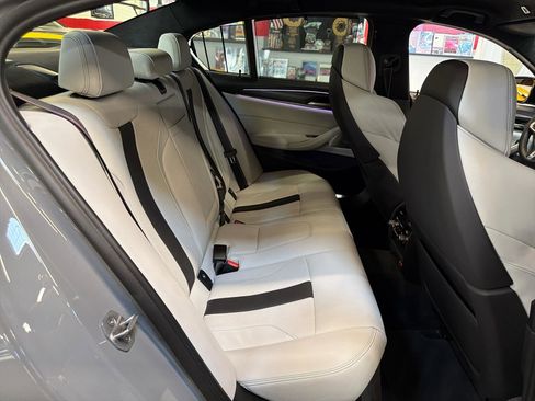 Used 2022 BMW M5 w/ Competition Package AWD/4WD image 29