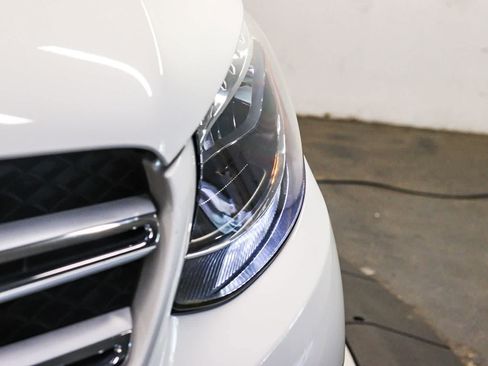Used 2018 Mercedes-Benz GLC 300 image 7