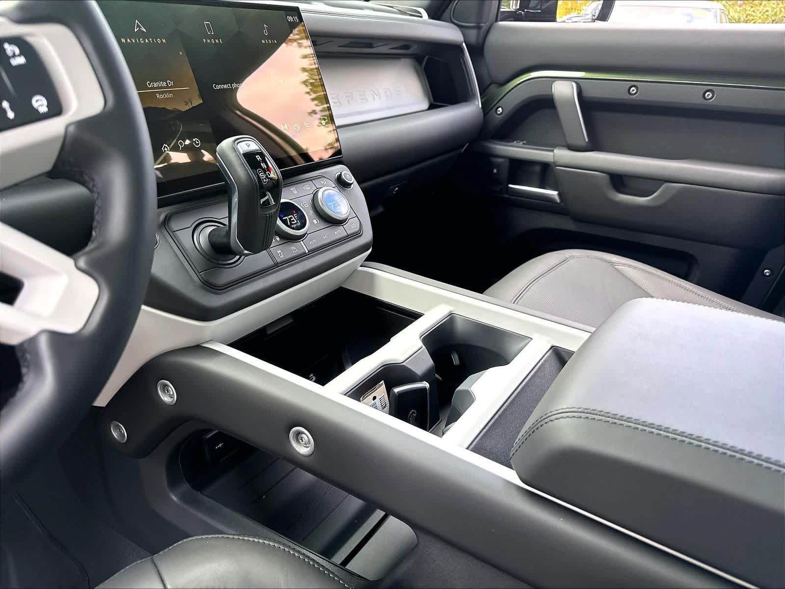 New 2026 Land Rover Defender 110 X-Dynamic SE AWD/4WD image 10