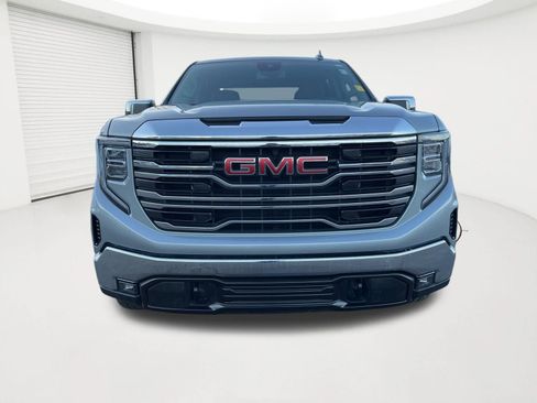 Used 2025 GMC Sierra 1500 SLT AWD/4WD image 8
