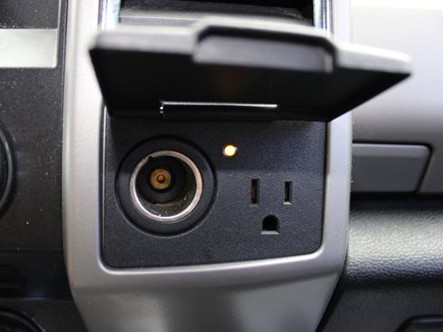 Used 2018 Ford F250 Lariat w/ Lariat Ultimate Package image 28