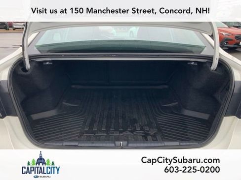 Used 2022 Subaru Legacy Limited AWD/4WD image 9