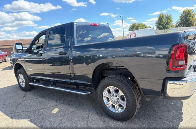 Used 2025 RAM 2500 Big Horn AWD/4WD image 5