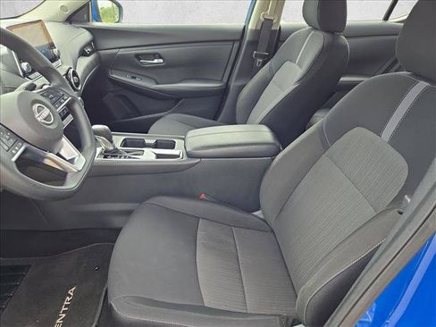 Used 2025 Nissan Sentra SV FWD image 15
