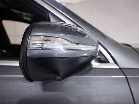 Used 2025 Mercedes-Benz GLS 450 4MATIC w/ AMG Line Exterior image 63