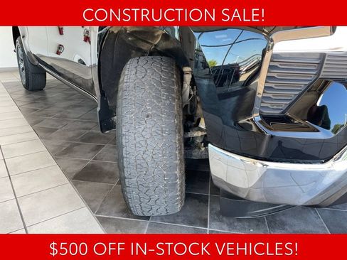 Used 2024 Chevrolet Silverado 1500 LT AWD/4WD image 18
